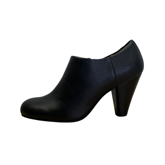 Crown Vintage Women’s Black Faux Leather Slip-On Heeled Booties Size 7.5M - Picture 3 of 9